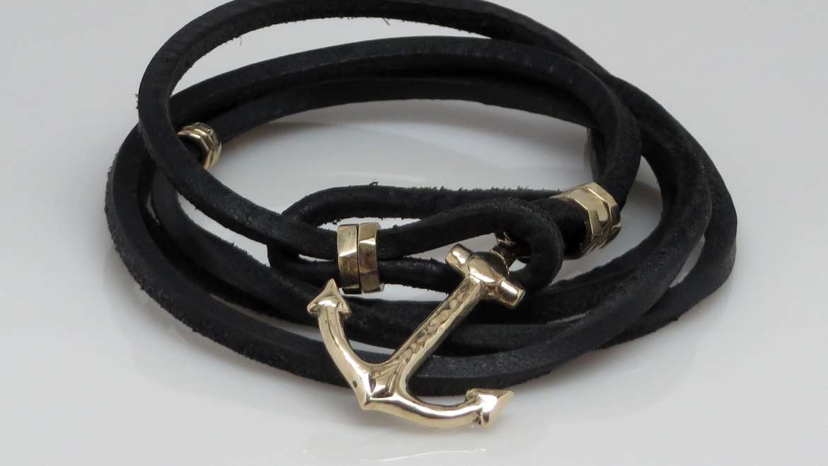 Bracelet homme ancre de bateau or jaune et cuir