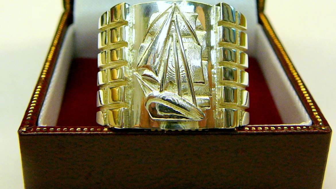 Bague bateau en or jaune 10k
