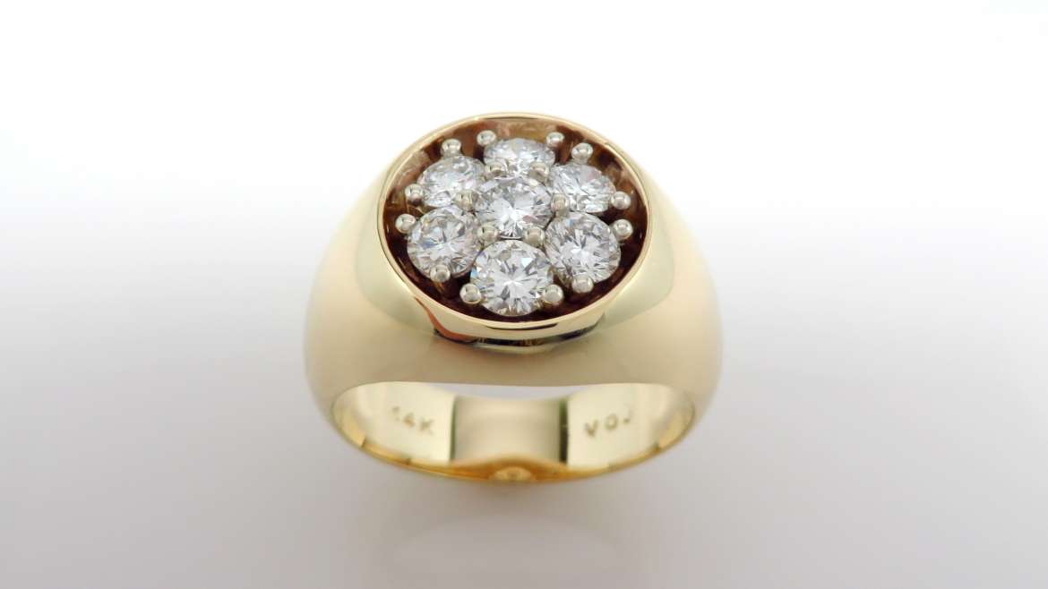 Bague coupole or jaune 14k avec 7 diamants de 0.17pts