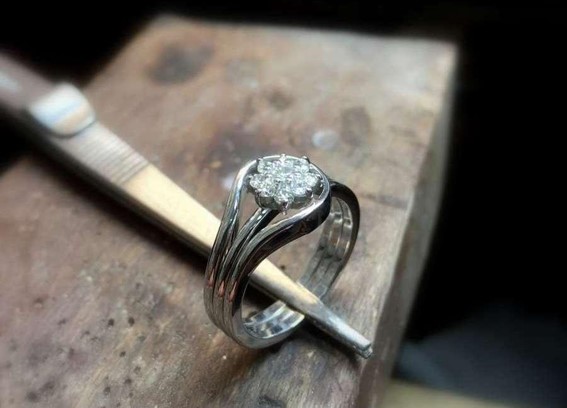 La joaillerie, l’art de concevoir une émotion à l’ère du numérique