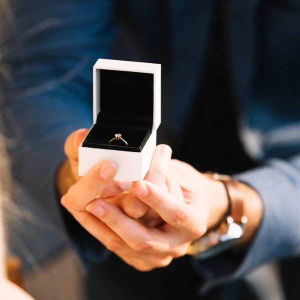 Choisir-le-metal-de-son-jonc-de-mariage